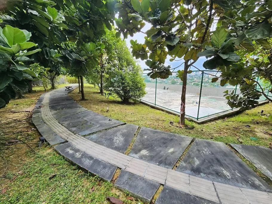 Sunflower/4R3B/Klcc/1550Sf/Bacony/Newcondo/Bathtub 吉隆坡