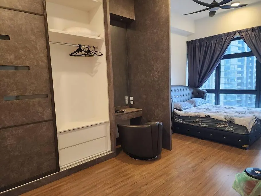 Sunflower/4R3B/Klcc/1550Sf/Bacony/Newcondo/Bathtub 吉隆坡 马来西亚